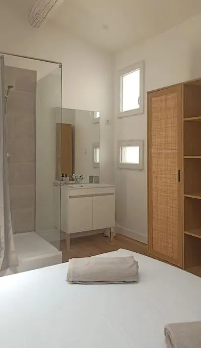 Ferienwohnung Pied A Terre Au Panier - Superbe Vue Sur Le Port Marseilles 0*,  Frankreich