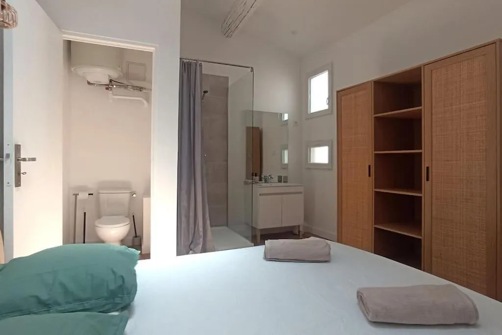 Ferienwohnung Pied A Terre Au Panier - Superbe Vue Sur Le Port Marseilles Apartment